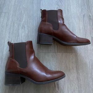Call it Spring size 10 ankle boots